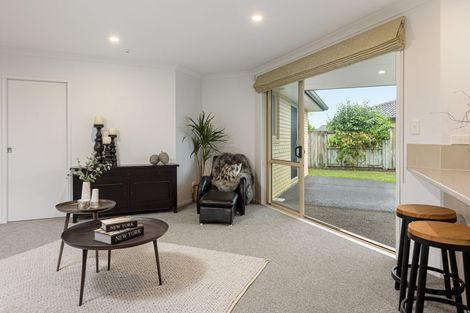 Photo of property in 8 Dove Place, Pyes Pa, Tauranga, 3112