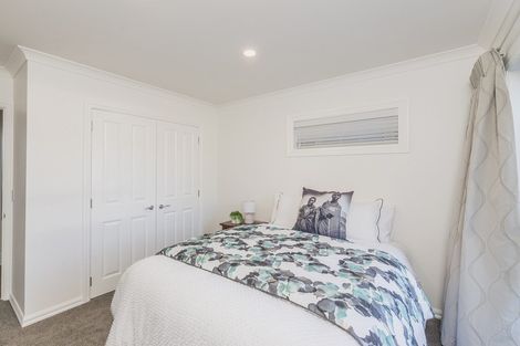 Photo of property in 6 Holcombe Drive, Paraparaumu, 5032