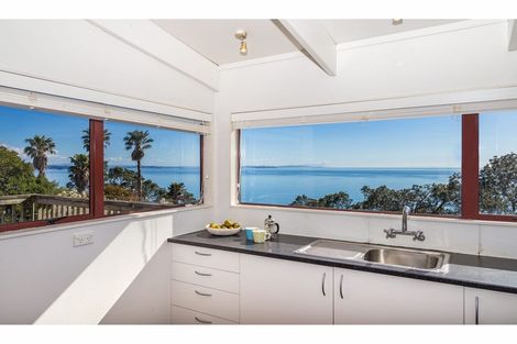 Photo of property in 106a Vipond Road, Stanmore Bay, Whangaparaoa, 0932