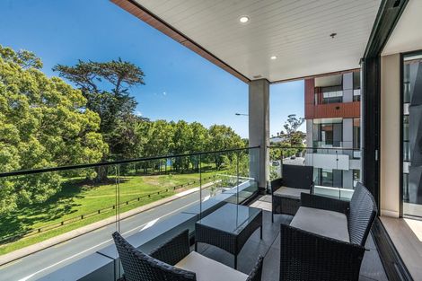 Photo of property in 208/28 Killarney Street, Takapuna, Auckland, 0622