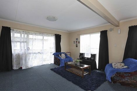 Photo of property in 1 O'byrne Street, Waikiwi, Invercargill, 9810