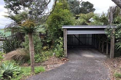 Photo of property in 124 Arran Road, Browns Bay, Auckland, 0630
