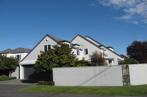Photo of property in 76 Wai-iti Terrace, Bryndwr, Christchurch, 8052