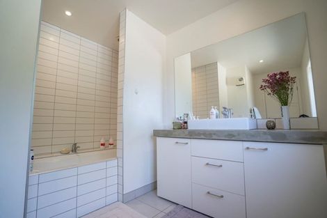 Photo of property in 43 Waldron Road, Alexandra, 9391