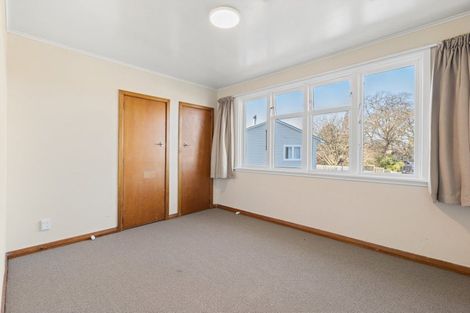 Photo of property in 8-10 Dix Crescent, Riversdale, Blenheim, 7201