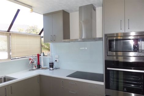 Photo of property in 1/35 Solway Avenue, Ilam, Christchurch, 8041