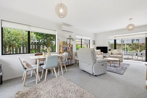 Photo of property in 38 Ngatai Road, Otumoetai, Tauranga, 3110