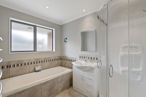 Photo of property in 11 Awa Place, Rangiora, 7400