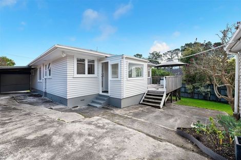 Photo of property in 7 Beazley Place, Glendene, Auckland, 0602