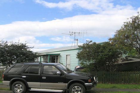 Photo of property in 5 Dover Place, Mount Maunganui, 3116