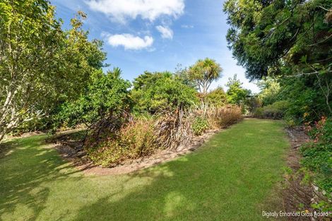 Photo of property in 2 Cemetery Road, Waiuku, 2123
