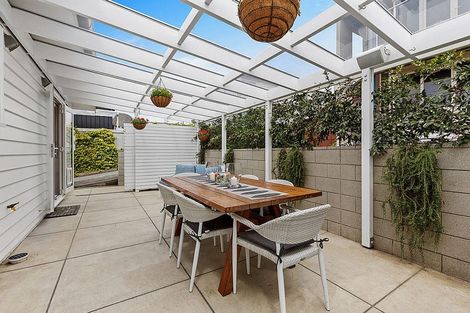 Photo of property in 26 Beach Road, Castor Bay, Auckland, 0620
