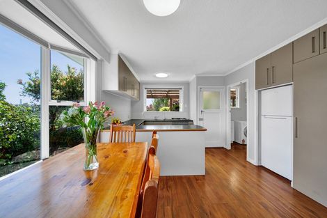 Photo of property in 7 Whakawhiti Street, Marfell, New Plymouth, 4310