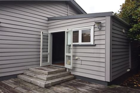 Photo of property in 137 Titirangi Road, New Lynn, Auckland, 0600