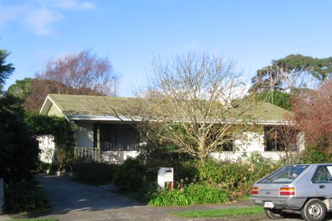 Photo of property in 15 Leybourne Avenue, Waikanae, 5036