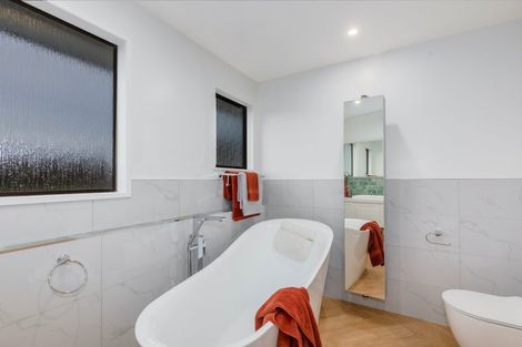 Photo of property in 34 Shackle Lane, Whitby, Porirua, 5024