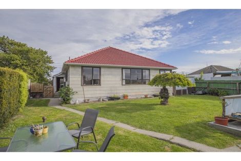 Photo of property in 8 Tay Street, Waimataitai, Timaru, 7910