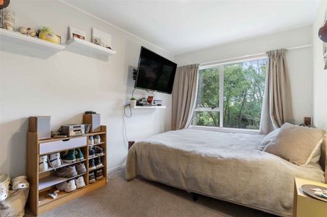 Photo of property in 9 Owl Court, Unsworth Heights, Auckland, 0632