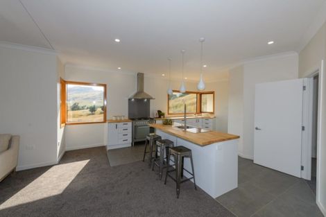 Photo of property in 4840 Christchurch Akaroa Road, Little River, 7591