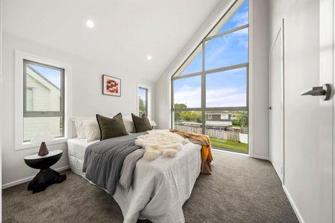 Photo of property in 10c Clensmore Place, Torbay, Auckland, 0630