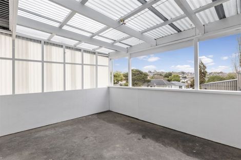 Photo of property in 70b Colwill Road, Massey, Auckland, 0614