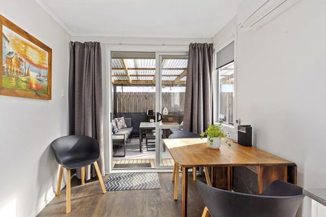 Photo of property in 16 Owhiti Street, Titahi Bay, Porirua, 5022