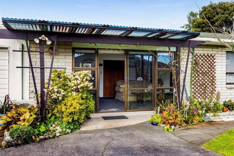 Photo of property in 24a Albion Street, Hawera, 4610