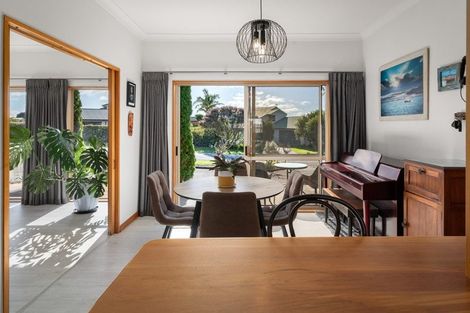 Photo of property in 2 Baigent Place, Tanners Point, Katikati, 3177