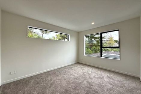 Photo of property in 19f Cedar Heights Avenue, Massey, Auckland, 0614