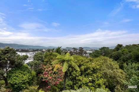 Photo of property in 18 Magnolia Grove, Maungaraki, Lower Hutt, 5010