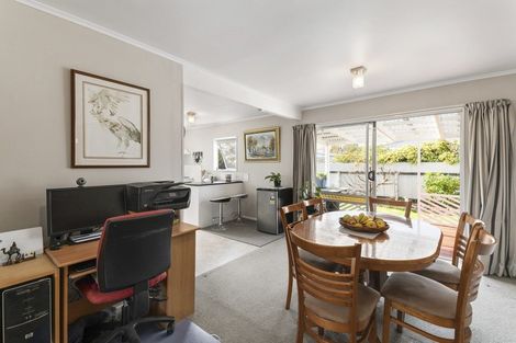 Photo of property in 12 Heather Street, Levin, 5510