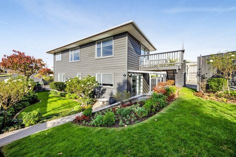 Photo of property in 85 Wallath Road, Westown, New Plymouth, 4310