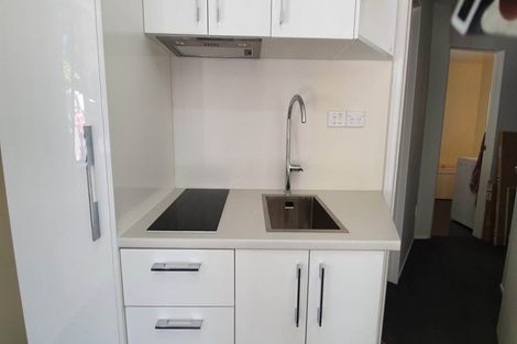 Photo of property in 68a Vipond Road, Stanmore Bay, Whangaparaoa, 0932