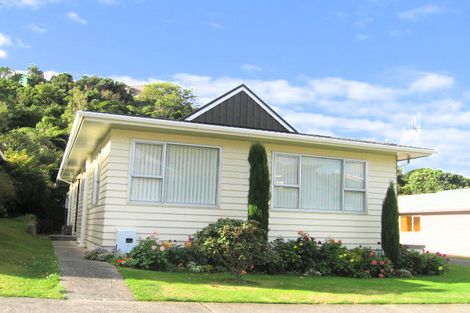 Photo of property in 12 Paddington Grove, Karori, Wellington, 6012