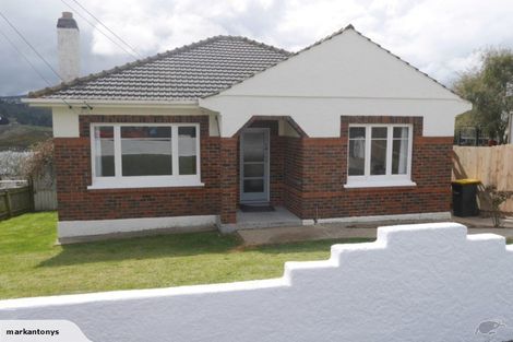 Photo of property in 20 Mornington Road, Balaclava, Dunedin, 9011