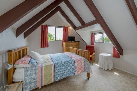 Photo of property in 80b Elizabeth Street, Waikanae, 5036