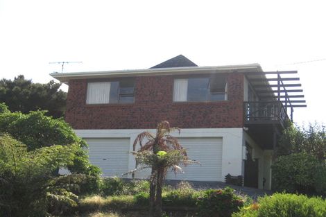 Photo of property in 2/3 Korotaha Terrace, Rothesay Bay, Auckland, 0630