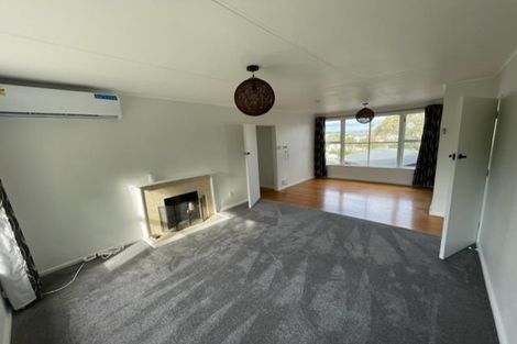 Photo of property in 8 Huxley Place, Glen Innes, Auckland, 1072