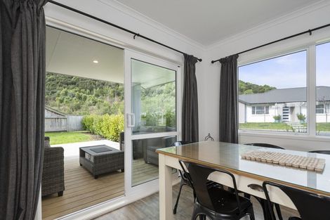 Photo of property in 275 Lakes Boulevard, Pyes Pa, Tauranga, 3112