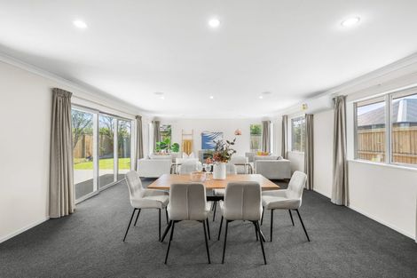 Photo of property in 36 Little Oaks Drive, Yaldhurst, Christchurch, 8042