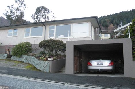Photo of property in 71 Thompson Street, Queenstown, 9300
