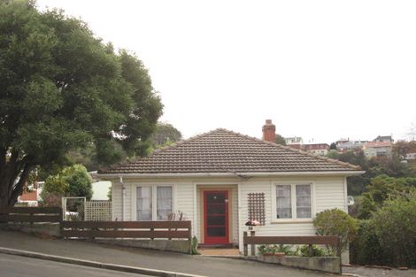 Photo of property in 37 Glen Road, Mornington, Dunedin, 9011