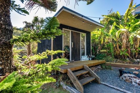 Photo of property in 8a Waitai Road, Ostend, Waiheke Island, 1081