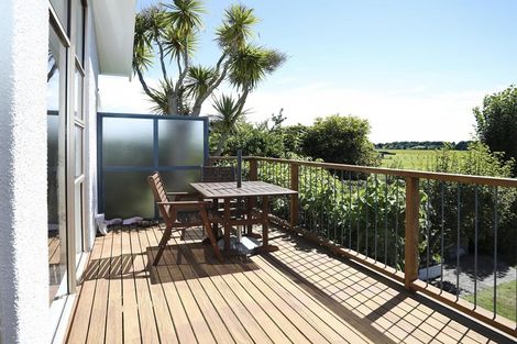 Photo of property in 92 Moana Street, Rosedale, Invercargill, 9810