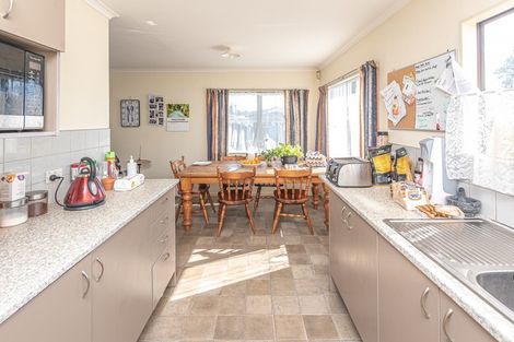 Photo of property in 23 Wembley Place, Whanganui East, Whanganui, 4500