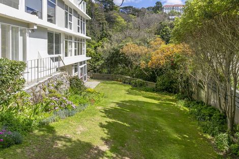 Photo of property in Herbert Gardens, 186 The Terrace, Wellington Central, Wellington, 6011