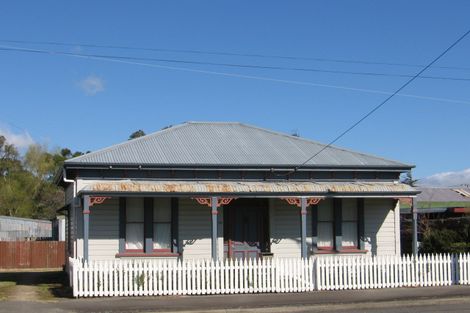 Photo of property in 84 Fox Street, Featherston, 5710