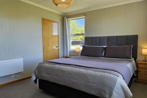Photo of property in 32 Aorangi Crescent, Lake Tekapo, 7999
