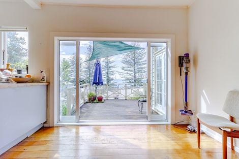 Photo of property in 6 Seaview Terrace, Bluff Hill, Napier, 4110