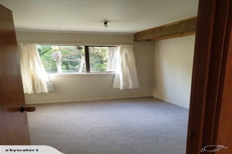 Photo of property in 175 Caton Road, Waitakere, Henderson, 0782